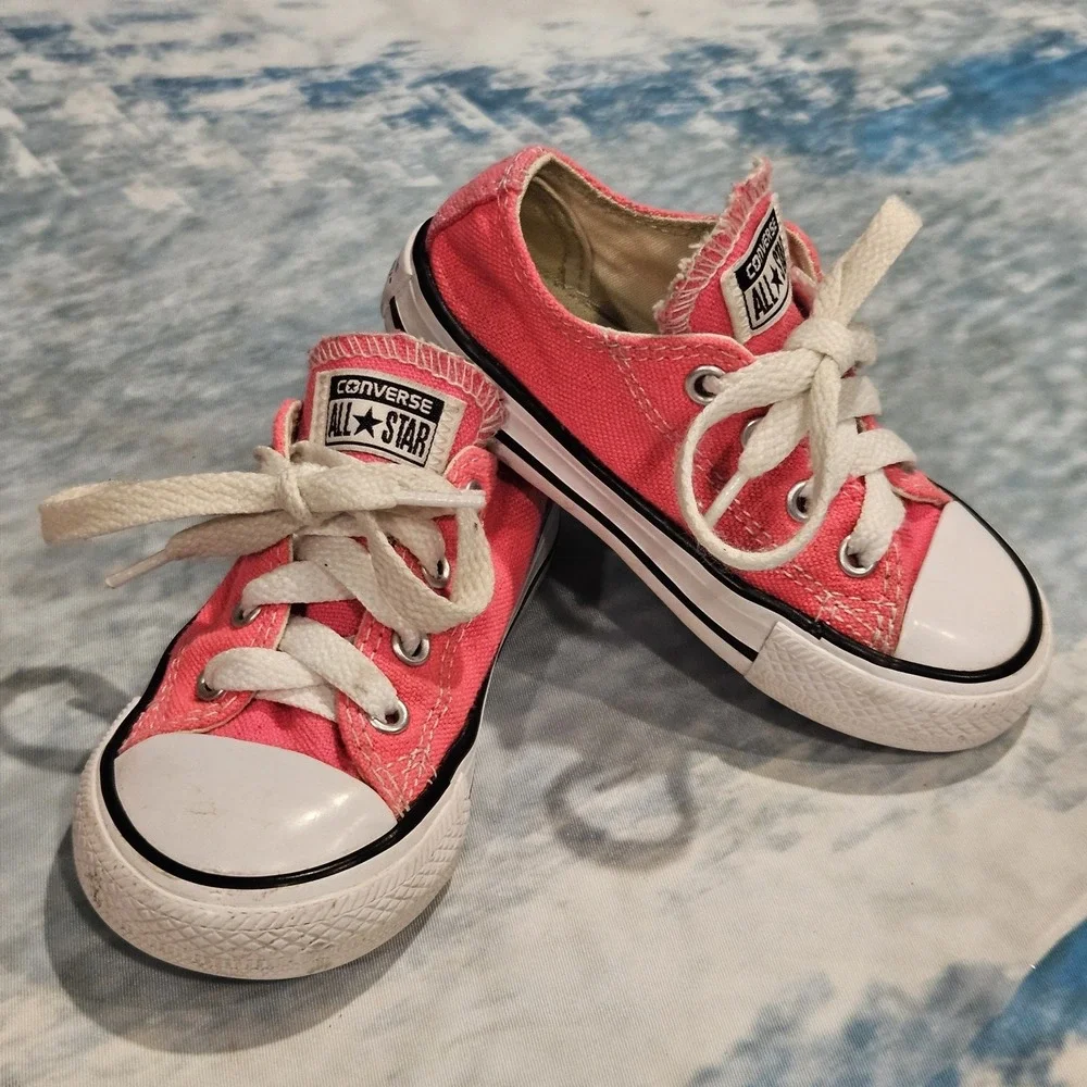 Converse All Star Toddler Girls Size 6 Hot Pink Low‎ Top Sneakers